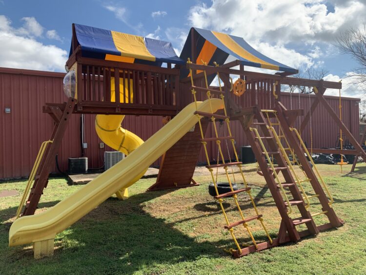 7.4 Jaguar Playcenter Config 5 MegaSized w/ Tarps and Spiral Slide (Dallas Display Unit) - Image 3