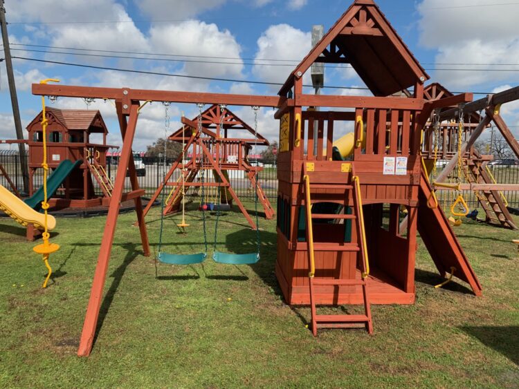 PIF XL w/ Playhouse Panels and Wood Roof (Dallas Display Unit) - Image 3